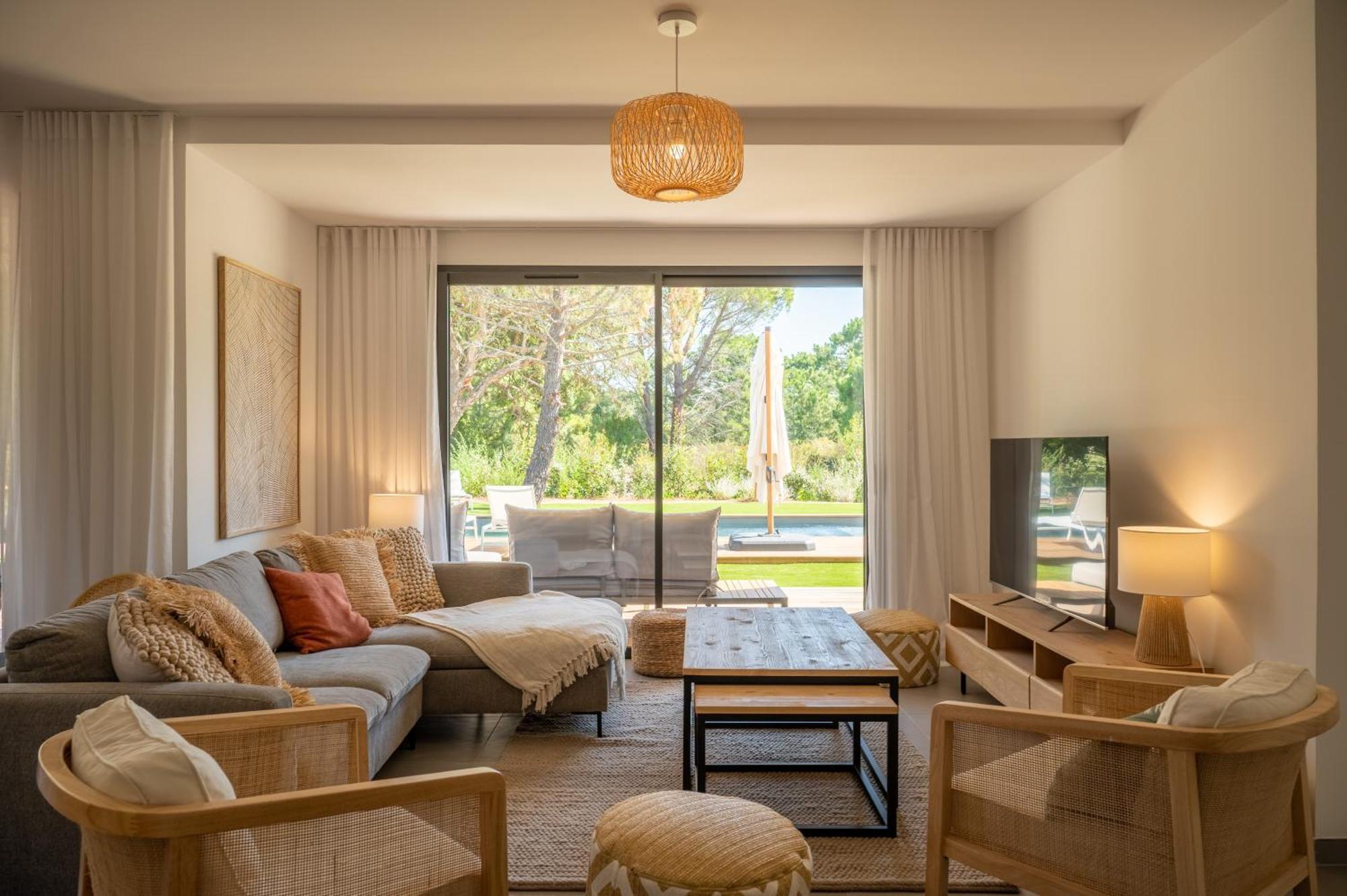 פורטו-וישיו Calarossa Bay Resort מראה חיצוני תמונה